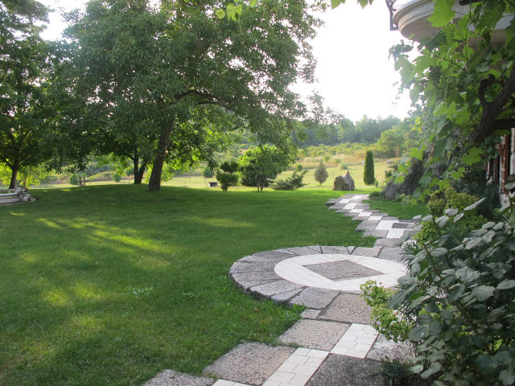 Villa Castello Rausch Valkarin Exterior foto