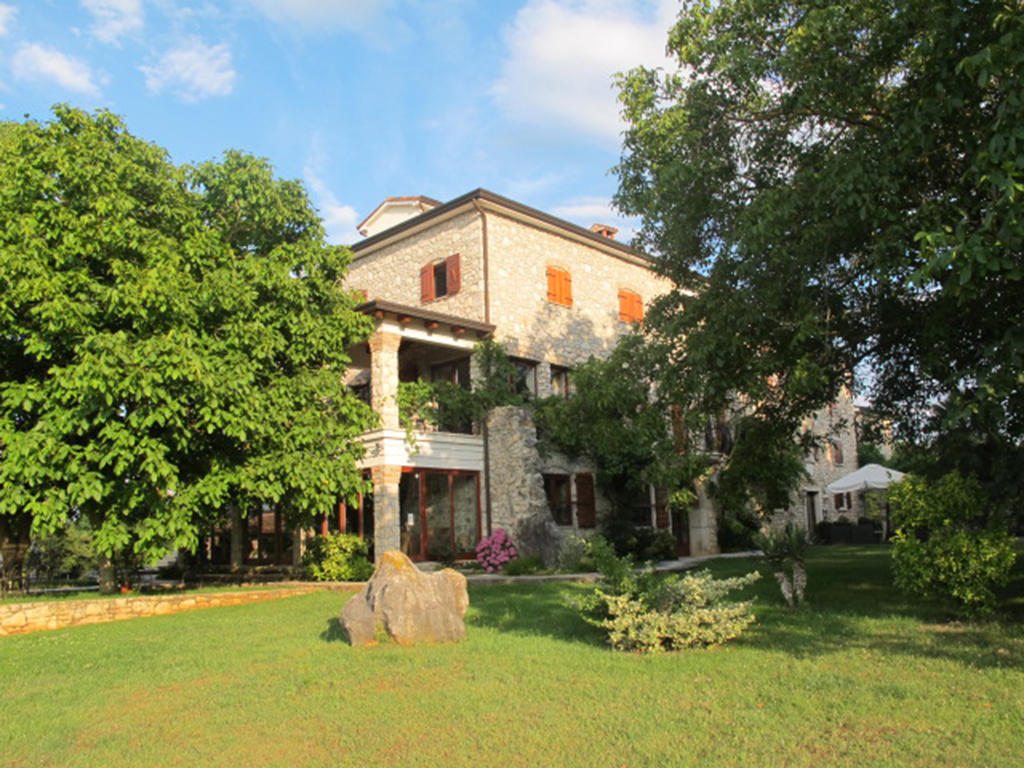 Villa Castello Rausch Valkarin Exterior foto